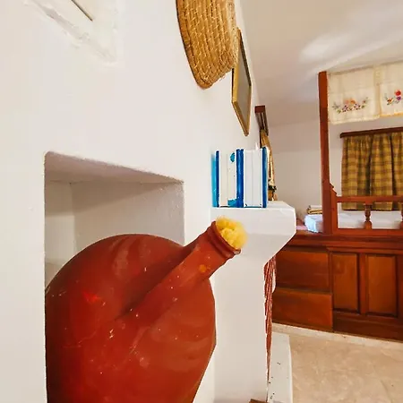 Traditional Karpathian Francis House Villa Menetaí